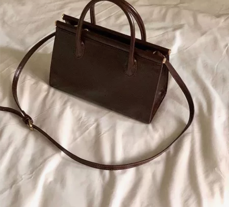 棕色 小众秋冬新款复古油腊皮单肩手提包 尺...