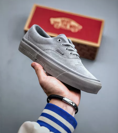 NEIGHBORHOOD x Vans E...