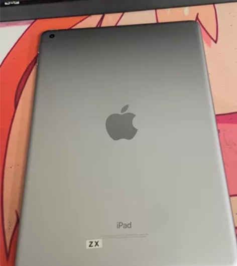 低价出2018款iPad平板电脑，128G...