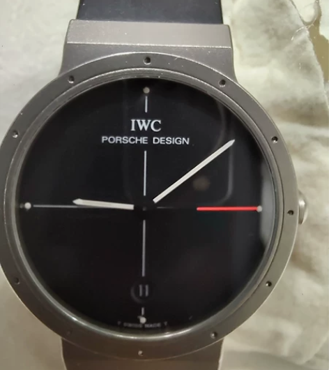 万国IWC 手表  日本入 钛金戴在手上很...