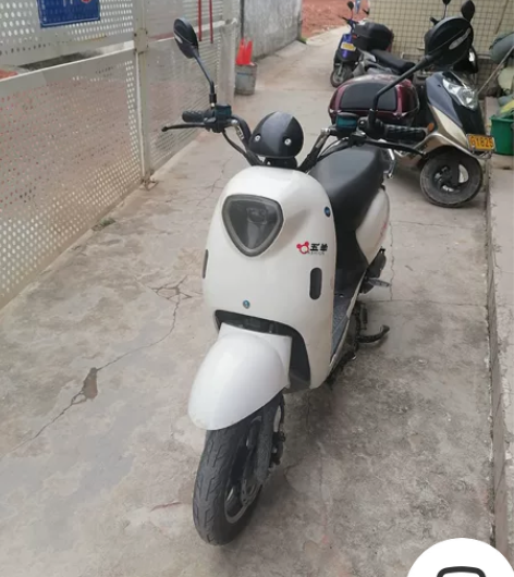 转让新国标一年左右 五羊，带牌 带证 前后...