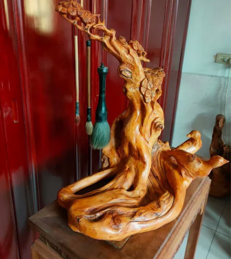 崖柏毛笔架书桌摆件 感兴趣的话点“我想要”...