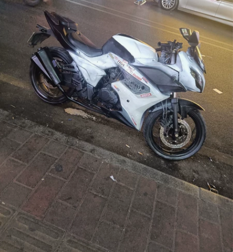 国产宝雕,自喷色有色差,介意勿扰,年后自提...