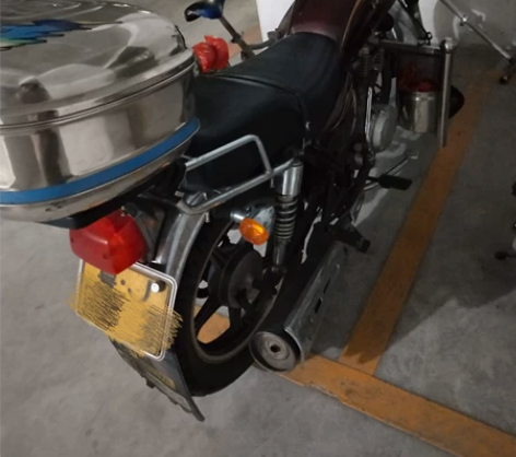 12年上牌的豪爵牌125摩托车，因买了小车...
