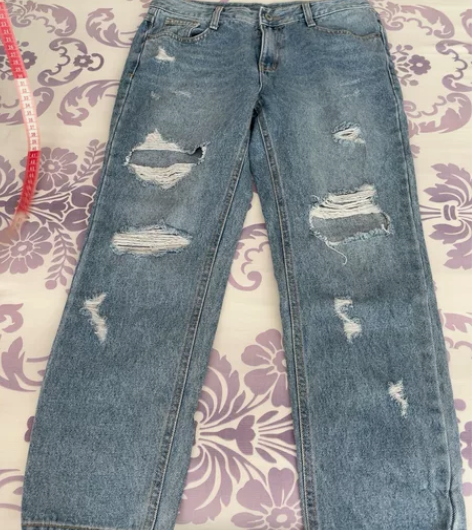 破洞牛仔裤  裤长88  腰围78臀围98...