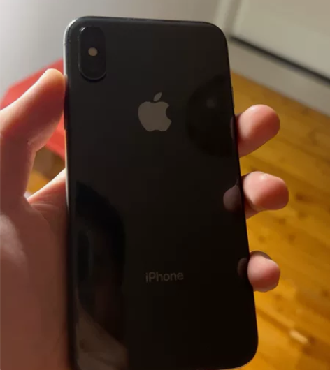 iphone x，港版64G，换过一次电池...