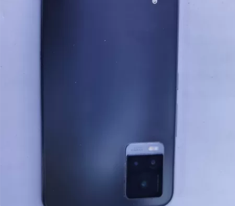 自用换下来的5G vivo s7t 8+3...