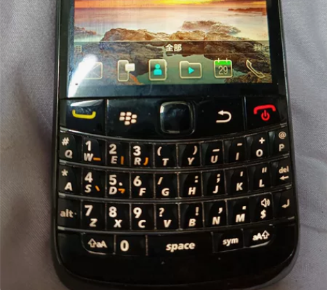 黑莓手机9780 感兴趣的话点“我想要”和...