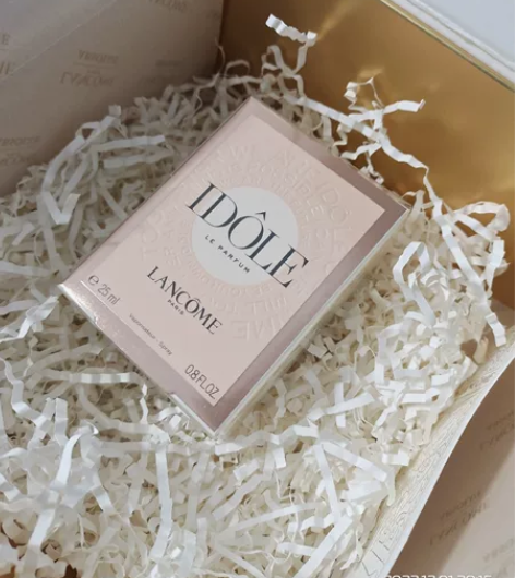 兰蔻香水两瓶全新未拆封，自留一瓶出一瓶。有...