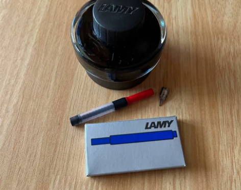 LAMY黑色墨水?蓝色笔芯*4?原装笔管?...