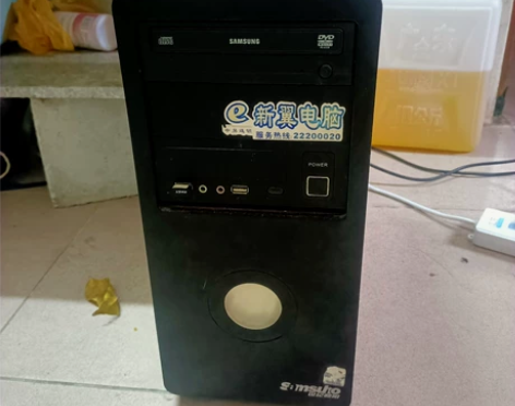 整套电脑出，主机启动不了，显视器和键盘是好...