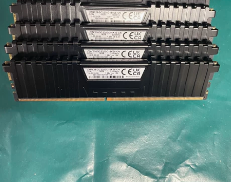 全新海盗船16g3200 带原包装ddr4...