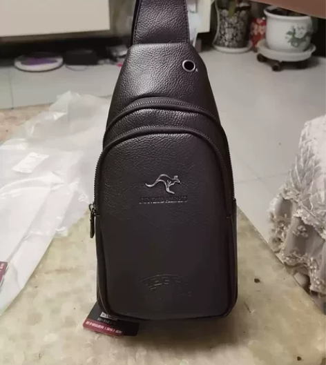 公司福利  用不上低价转袋鼠软皮胸包 单肩...