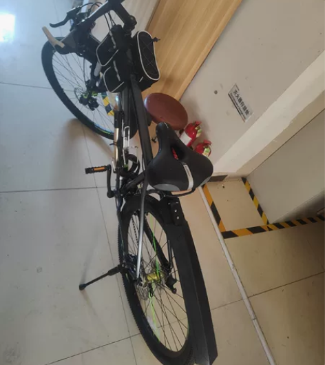 喜德盛英雄300 买回来骑行一次 基本全新...