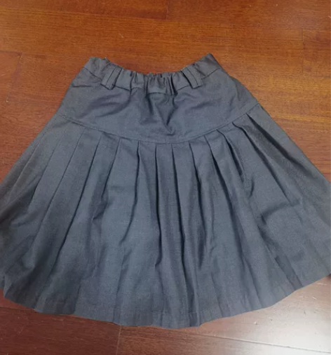 培佳校服165码很新 感兴趣的话点“我想要...