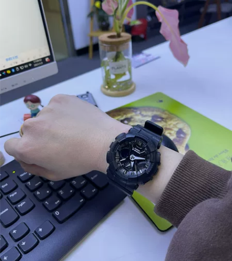 卡西欧运动手表，G-shock，99新，带...