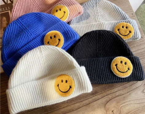 毛线帽女秋冬加厚保暖韩版贴布针织帽笑脸雅痞...