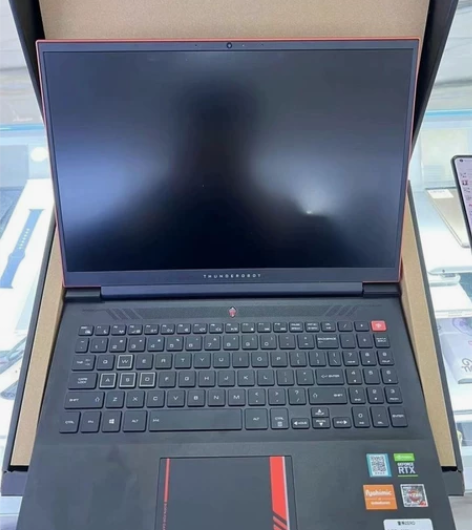 出 雷神 3070独显 顶级游戏本 畅玩吃...