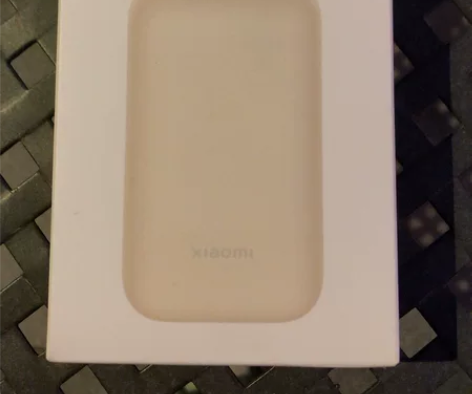 小米充电宝1000毫安 口袋版 感兴趣的话...