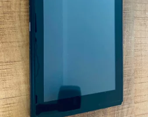 单平板，没玩过，99新。有兴趣联系。 感兴...