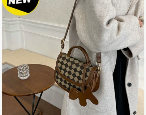 【现货出库】今年流行小包包女包2021新款...