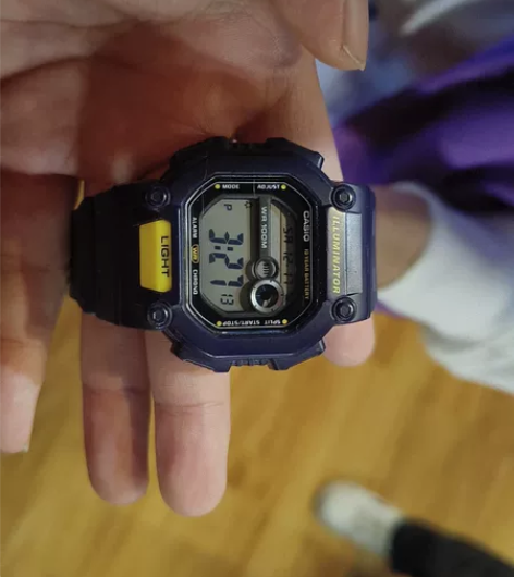 一个卡西欧 感兴趣的话点“我想要”和我私聊...