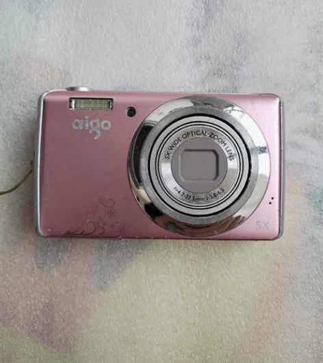 爱国者T200ccd数码卡片相机 标价就是...