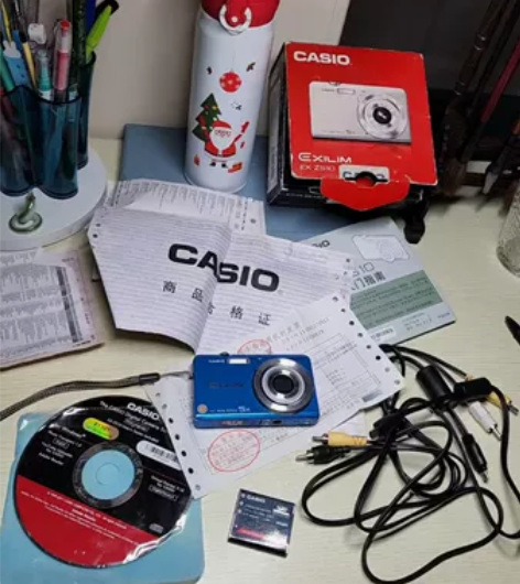 卡西欧ex-zs10 复古ccd相机，箱说...