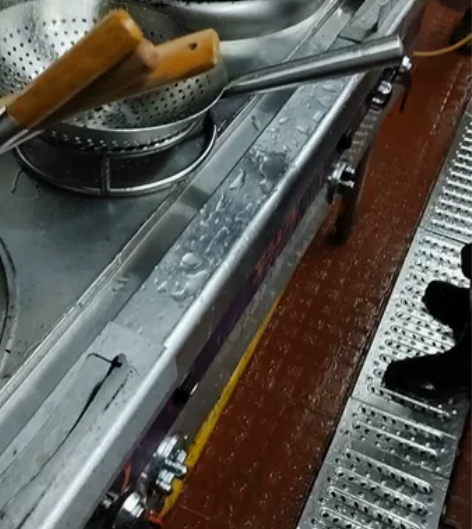 双炉猛火炉，带风机，长1.5*宽80，还在...