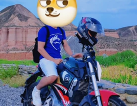 帅气的Soco电动摩托车： SOCO速珂鲨...