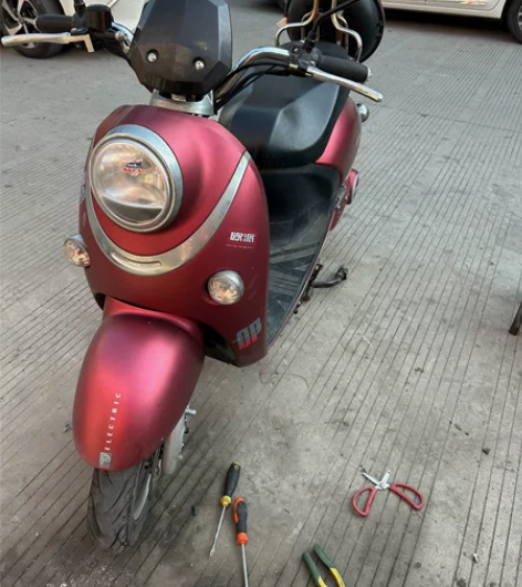 欧派 精品二手车 精品二手电动车 便宜出了...