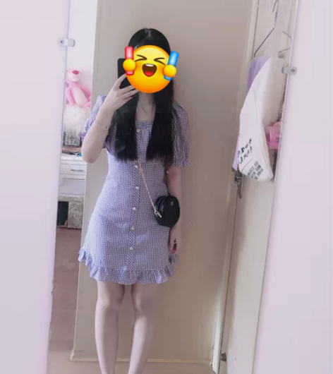 爱依服甜美连衣裙女紫白格夏装法式格子荷叶边...