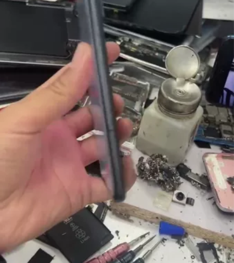 小米12pro，8?128，保修到23年2...