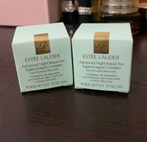 雅诗兰黛眼霜小样两个一起出,用不完了转给需...