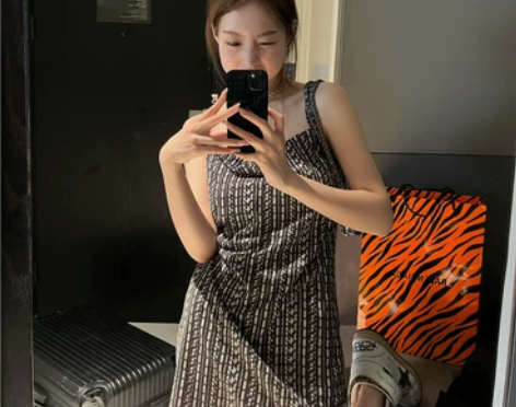 ?OPENING自制 吊带连衣裙小众设计高...