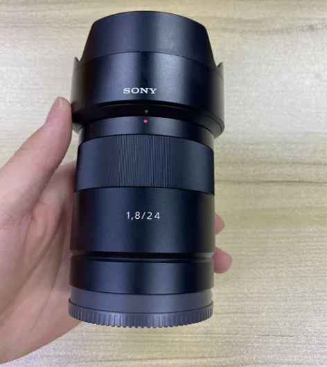 索尼24 1.8蔡司E  24mm f1....
