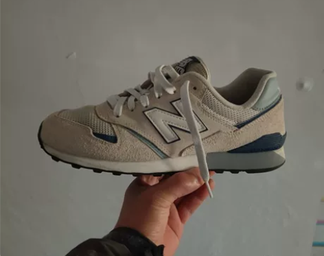 闲置一双新百伦40.5正品，毒物购买的的鞋...