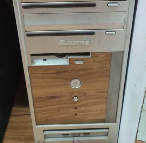 电脑空机箱，10元钱一个，只限武汉同城自提...