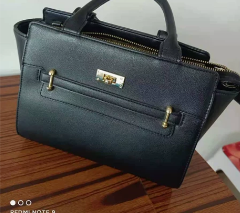 不莱梅女包，牛皮包，手拎包，没用几次 感兴...