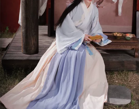宿问家白泽汉服，晋制，三米摆，九成新，送发...