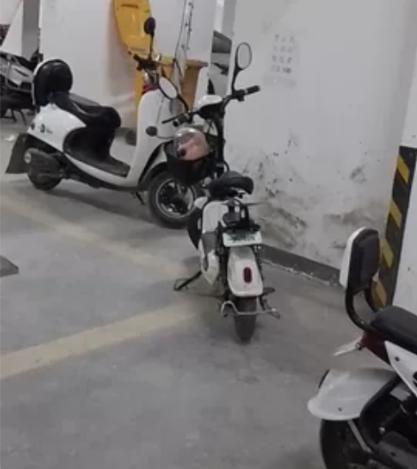 本人有一辆电动车出售，由于本人不坐了，在三...