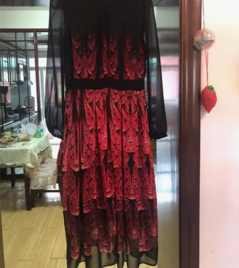 新花色雪纺欧美风连衣裙 裙型：荷叶边裙 面...