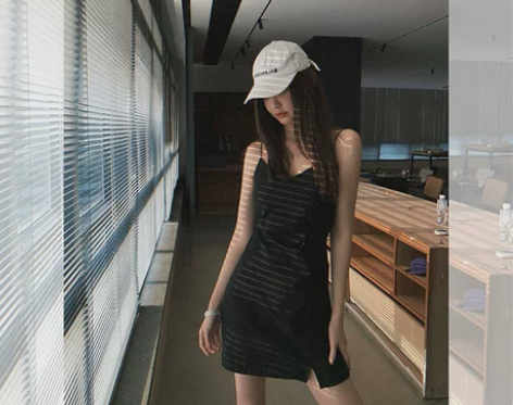 【狂欢价】2020年夏季新款女装黑色性感吊...