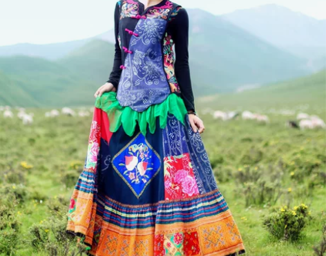 [转卖]花制作 千寻 原创老蜡染半身裙民族...