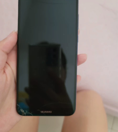 华为麦芒6，屏碎，破损如图，正常使用，不清...