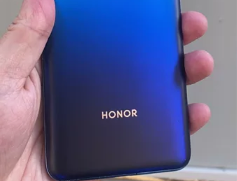 荣耀V30 pro,麒麟990集成5G芯片...
