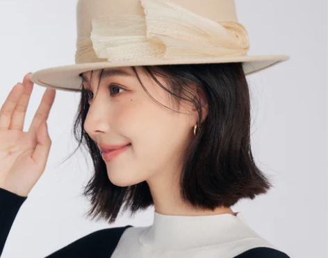 米嘉朵翼Wings 纯羊毛呢平顶帽 法式毡...