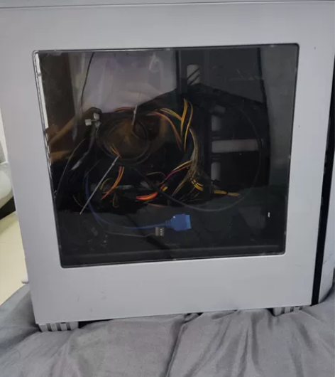 先马阴阳师机箱 送2个机箱风扇比较重，限自...