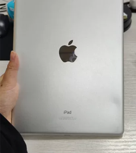 98新 iPad 8（2020）  二手平...