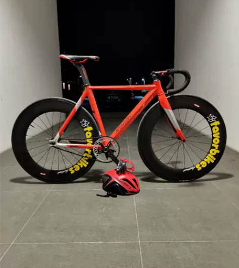 死飞 场地 自行车，单买一颗螺丝也出。 所...